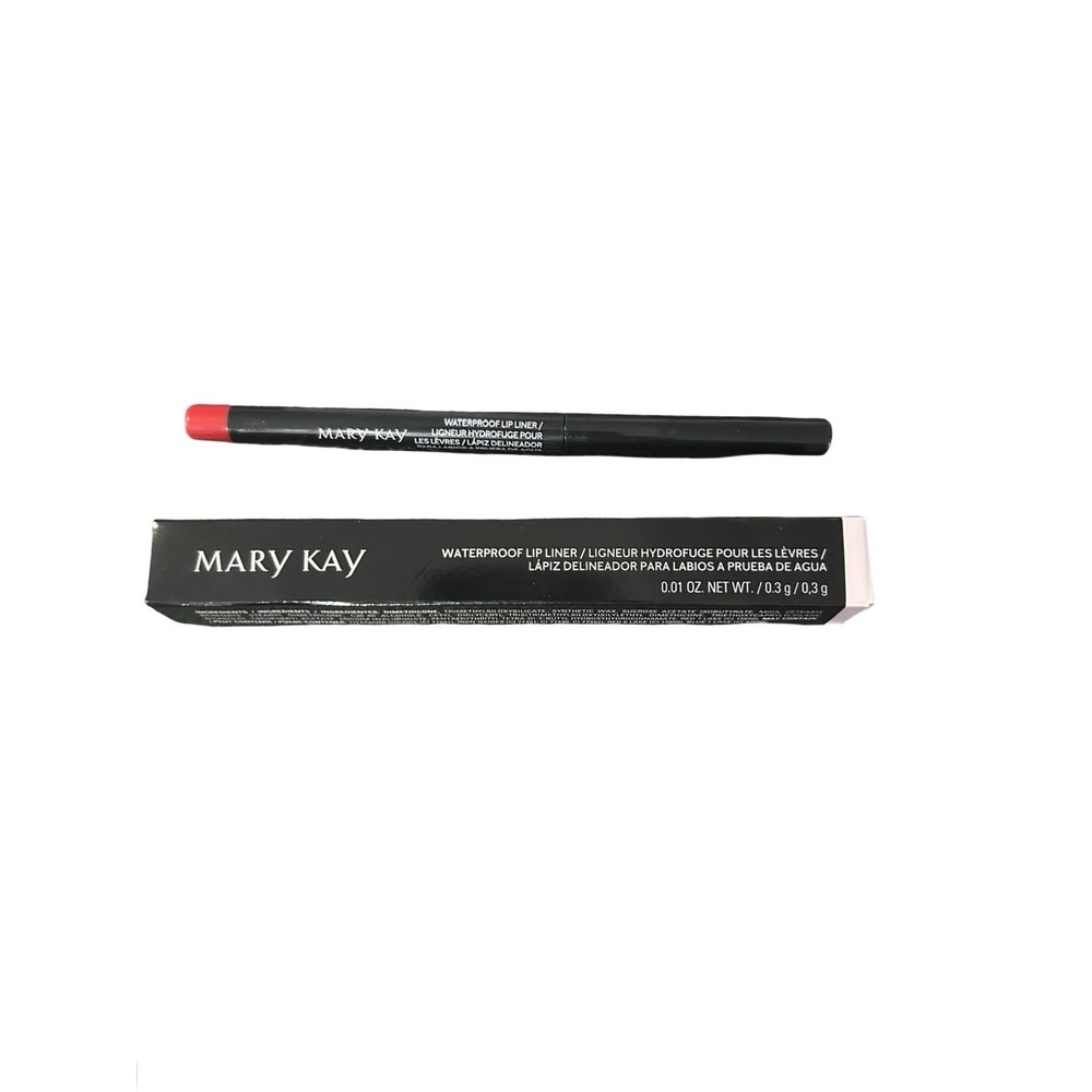 New Mary Kay Twist Up WATERPROOF Lip Liner Red Rogue Full Size .01 oz 205944